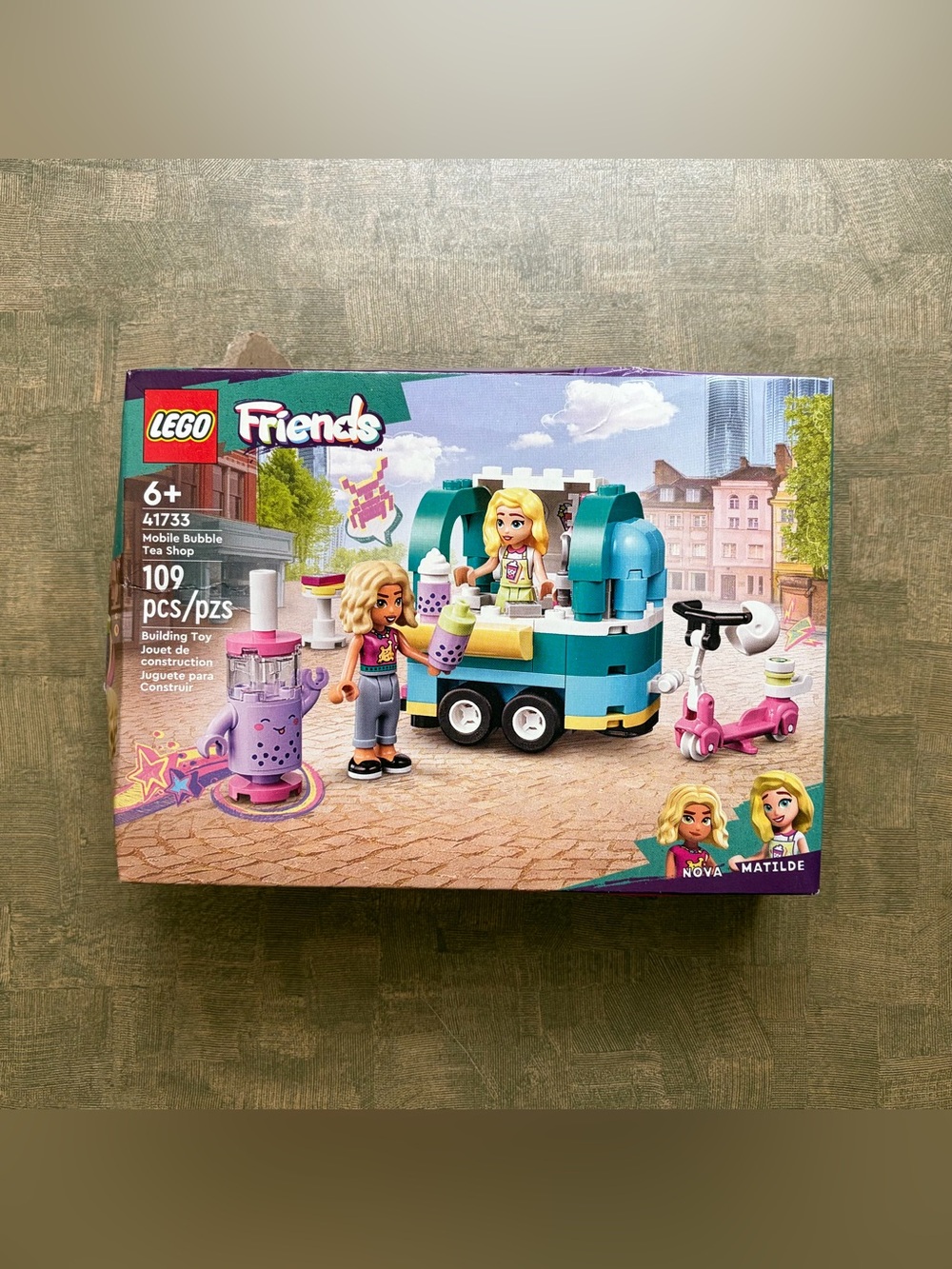 LEGO Friends Mobile Bubble Tea Shop 41733 (Retired, Torn Box)